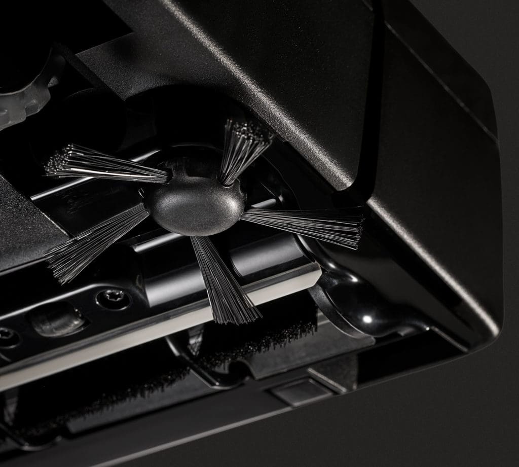 20-0702-Neato-Heroic-D9_155_MR